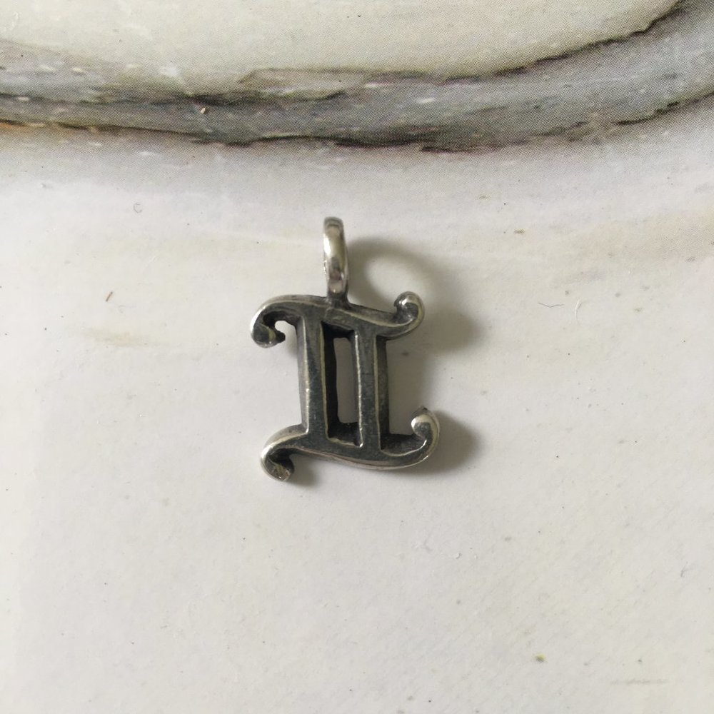 ⭐️Silver Gemini Pendant